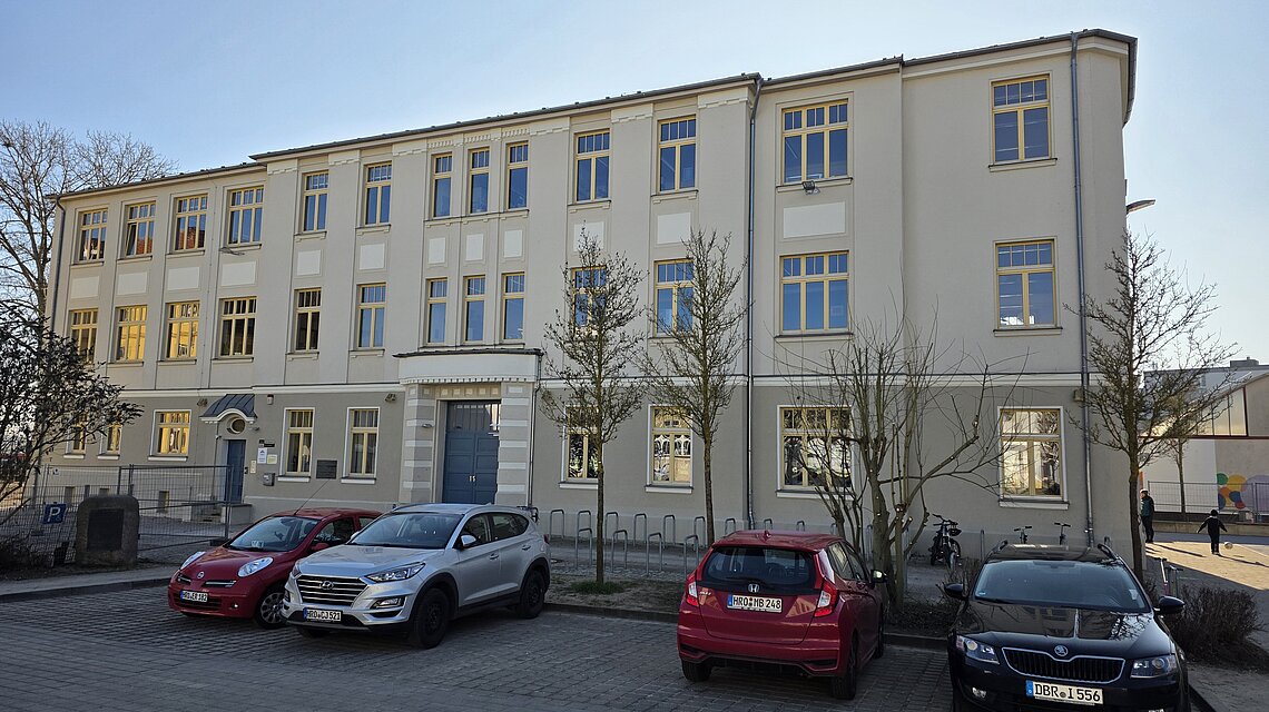 Bild von Jenaplanschule Rostock, Integrierte Gesamtschule mit Grundschule und gymnasialer Oberstufe Bild von Jenaplanschule Rostock, Integrierte Gesamtschule mit Grundschule und gymnasialer Oberstufe